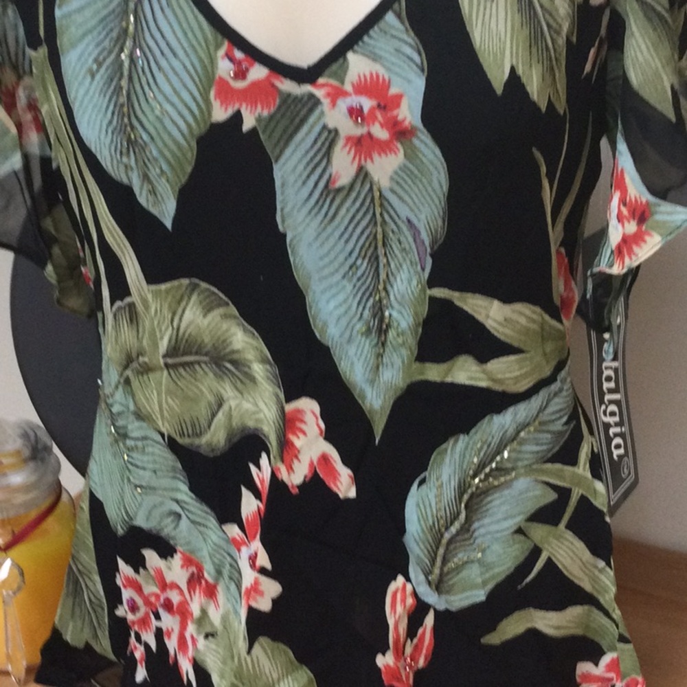 NWT Soft Flowing Nostalgia Blouse and Matching Skirt Sz M - Picture 8 of 8